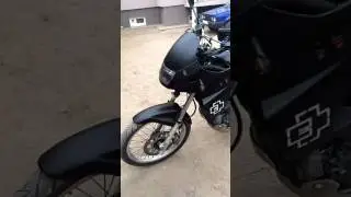 Черный мафиози Кавасаки kle500
