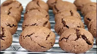 Chocolate chip cookies with nuts. A quick and easy recipe. My kitchen recipes