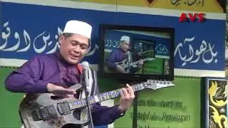 Viral KH. Muhajir Khozin Nyanyikan Lagu 