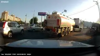 не поделили дорогу китаец и бензовоз. Казань