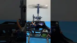 How does a helicopter swashplate work? 