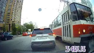 На автомобиле по весенним улицам города "Волгоград". Весна 2022