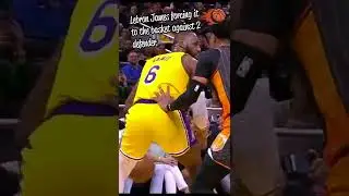 Lebron 🙌💥👏💨😮forcing it to the basket against 2 Magic Defender 