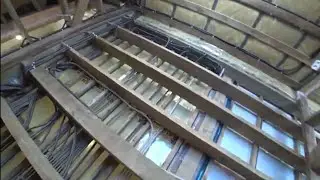Устройство пола второго этажа. Потолок котельная. Много проводов. Брус 50*40 в 