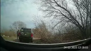 ВСУ  буспредел на дороге, хотел расстрелять женщину с ребёнком