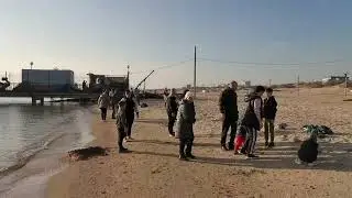 На пляже в Витязево нашествие людей!