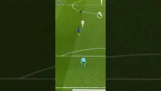Nicolas Jackson walks it past the keeper