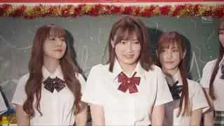 9 Japanese High School students all in the same room !