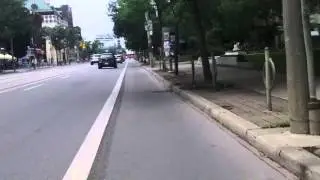 College Street Biking (Parliament-Dufferin)