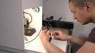Soldering fume extractor