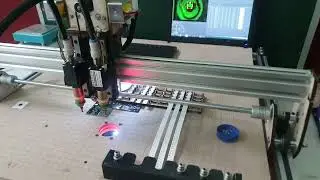 DIY 2 head SMT Machine (openpnp)