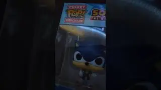 Unboxing and reviewing Sonic the hedgehog funko pop keychain