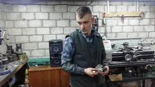 Fixing a hydraulic distributor oil leak on an AMZhK-8 mini tractor