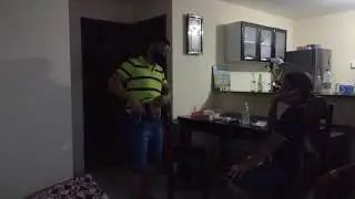 Trolando mãe com uma arma de Airsoft kkk