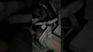 замена генератора мазда демио