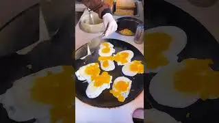 Asian street food 煎蛋