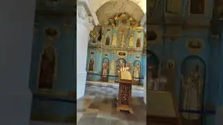 Спуск за святой водичкой в Ново-иерусалимском монастыре.