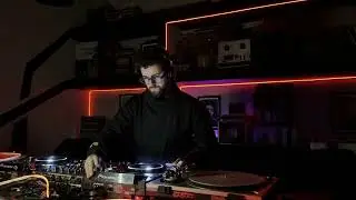 Systematic ][ Deep Dubstep Guest Mix by Extasié