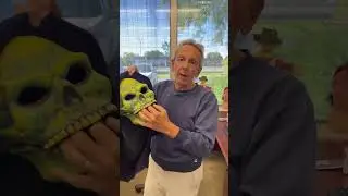 FrankieP demonstrates the Head Sock moving mouth masks
