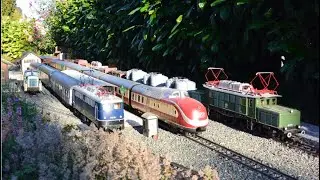 Bundesbahn Betrieb auf der Gartenbahn