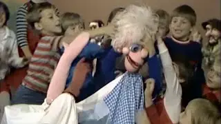 Raťafák stratil hlavu (1980)