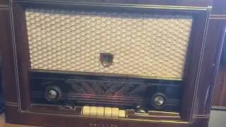 Philips  BS 551 AF 1950:s radio found and still working