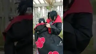 брат убаюкивает брата