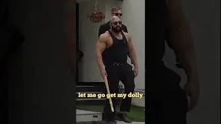 Russian Mafia Hires Movers to Move a “Body” Prank