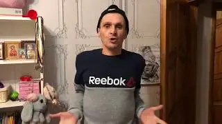 Мопс дядя Пес поздравляеть крошек  с 8 марта