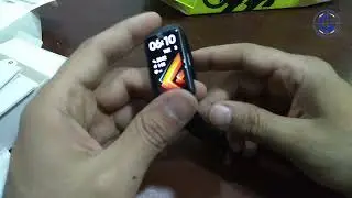 فتح علبة Huawei Band 6