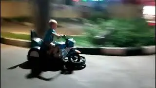 Гонки на мототреке.