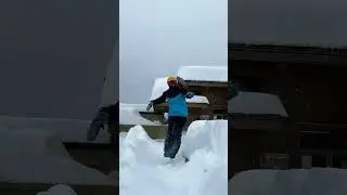 Единственный правильный способ проверки уровня снега!