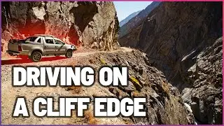 Trying To Survive When Driving On The Edge Of A Cliff | Deadly Roads