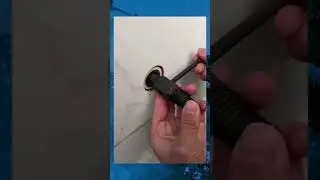 Мало кто знает как выкрутить сломанную резьбу из под крана