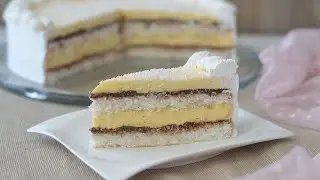 Extremely delicious coconut cake, I have been praising it for years.