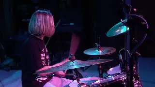 Нервы - Батареи cover by Улица Shazam feat Валерия Липихина