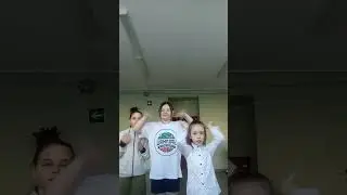 какието левые девочки