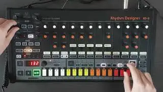 Jamming with the RD-8: Creating Acid Basslines