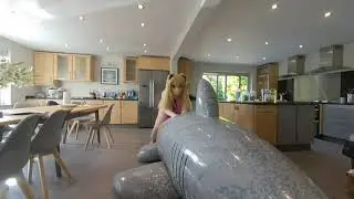Helenako Kigurumi on inflatable shark in 3D VR
