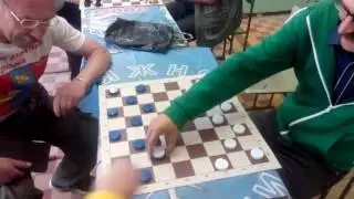 Учебно - показательная партия в Русские Столбовые шашки.