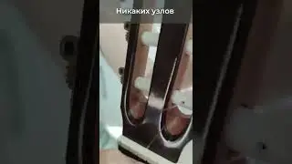 Как поменять струны на гитаре (часть 2) #Shorts
