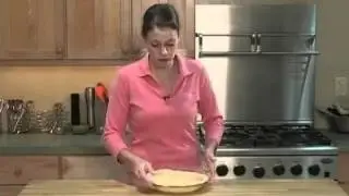 How to Crimp a Pie Crust.flv