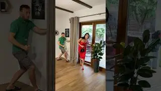 Oops, I got caught - Funny family 