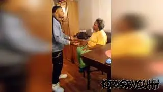 Deep tentoeschallenge to his mom