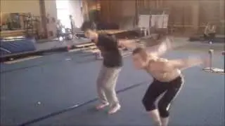 Крутые трюки на батуте и не только!!!