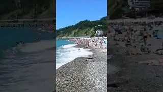Море штормит.  Дагомыс сегодня. 