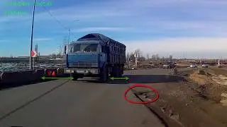 Камаз сука подрезал, попал в ухабину. Павловск - Калач переезд через платник М4