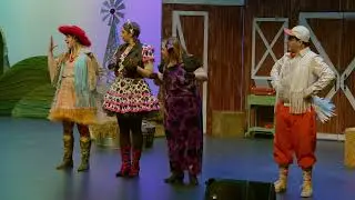 Click, Clack, Moo: Cows That Type at Main Street Theater