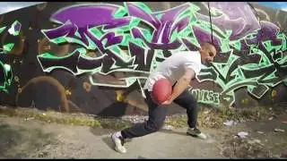 American Football Freestyle Tricks
