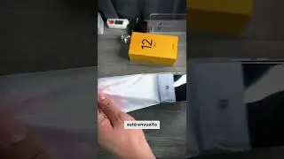 Este celular tiene diseño de ROLEX. Es el Realme 12 Pro+. 